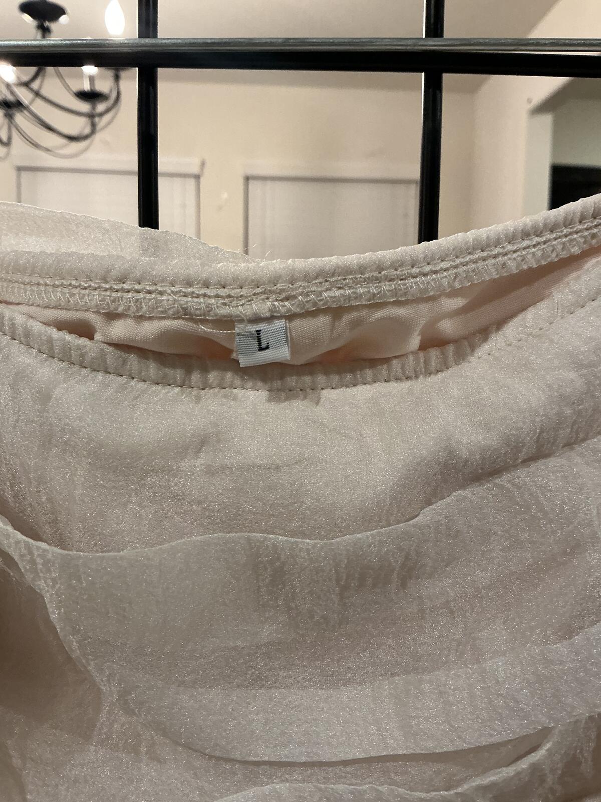 White Ruffled Skort with Flower Detail and Inner Shorts, Size Large