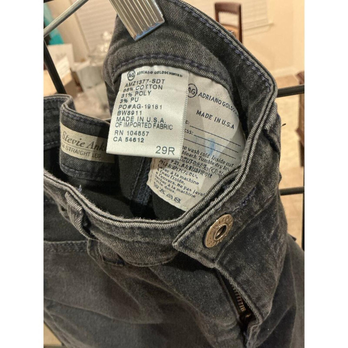 AG Adriano Goldschmied The Stilt Straight Leg Jeans 29R Made in USA Dark Wash